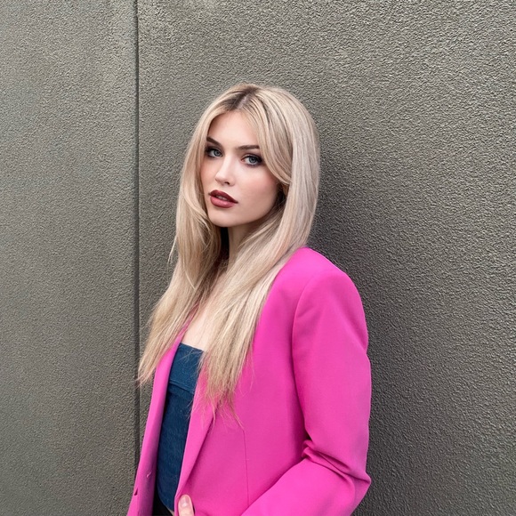 A stunning Pink Blazer in PERFECT condition - Picture 3 of 5